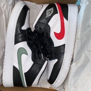 Jordan 1 Mid Multi-color swoosh (GS)